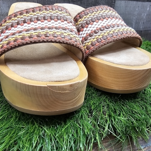 New Veronica Beard Hannalee Woven Platform Sandal. 10 - Picture 9 of 14